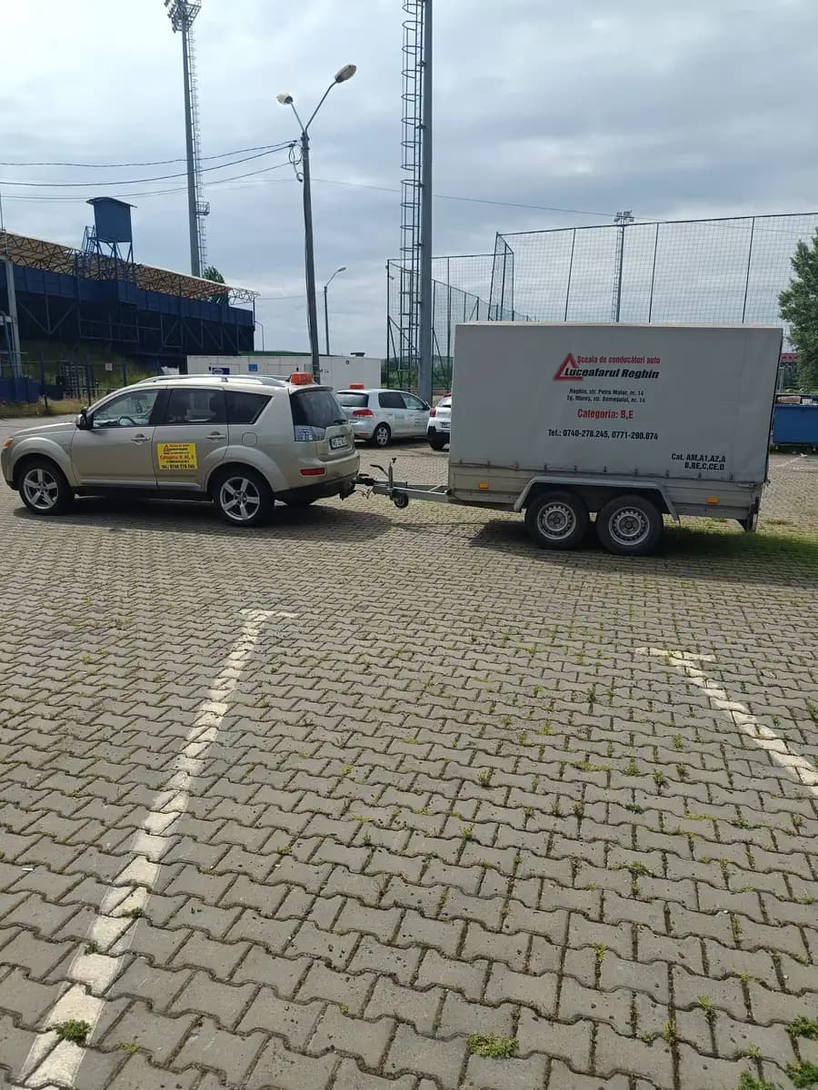 Scoala Auto Luceafarul