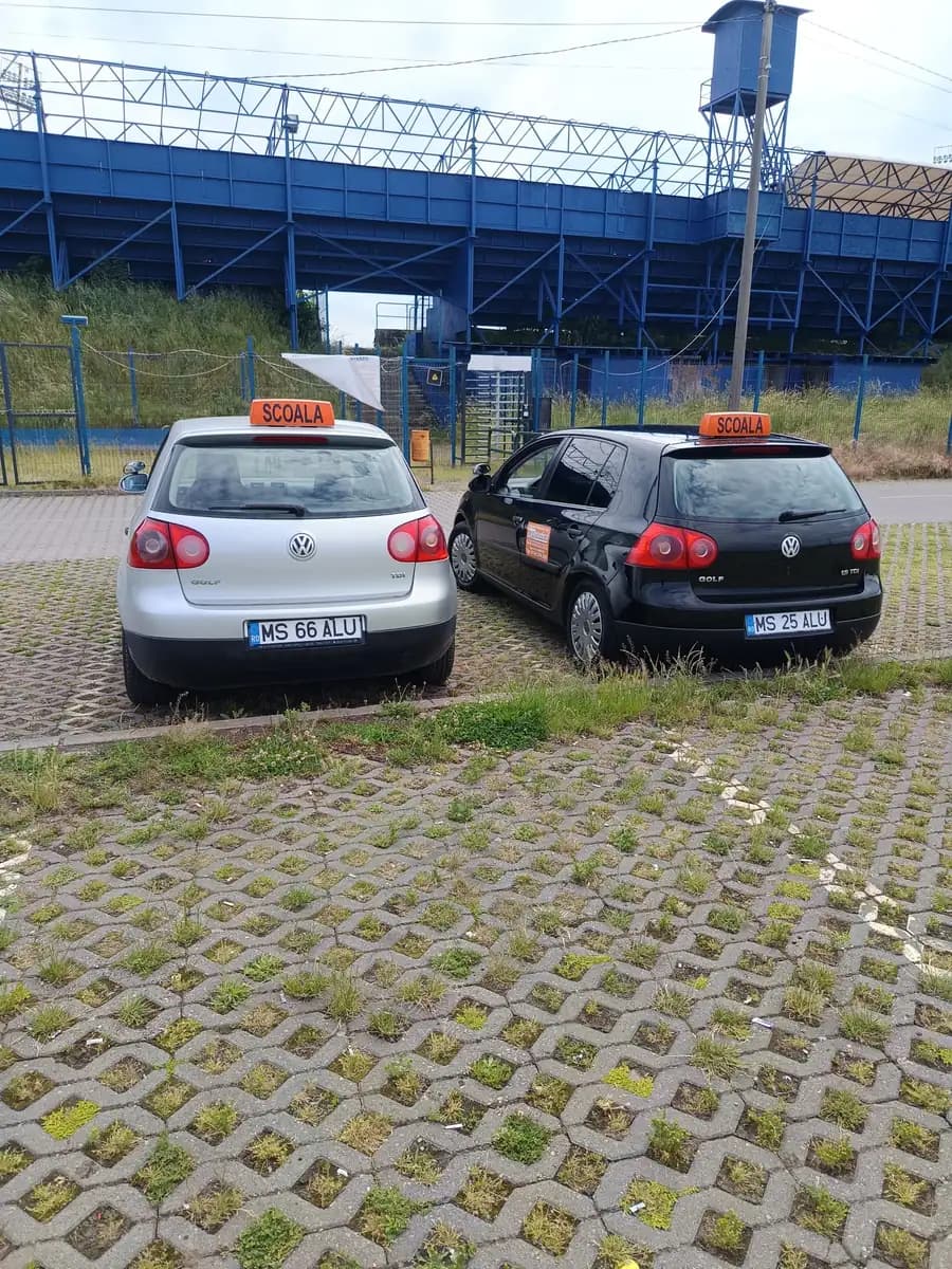 Galerie Scoala Auto Luceafarul 7